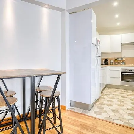 Cozy 5 People Tour Eiffel - Champ De Mars Apartamento *