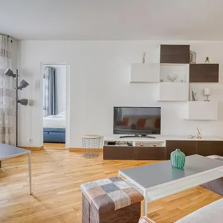 Cozy 5 People Tour Eiffel - Champ De Mars Apartment *