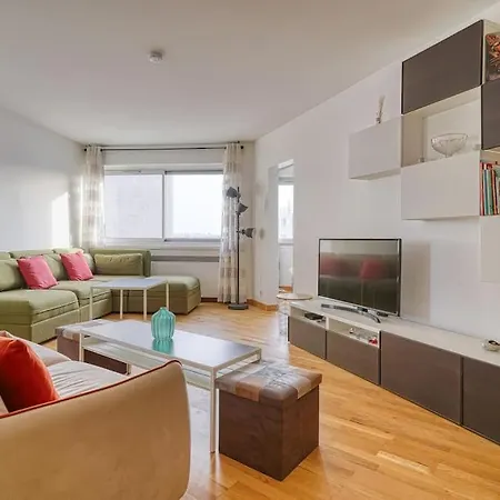 Cozy 5 People Tour Eiffel - Champ De Mars Apartment Paris